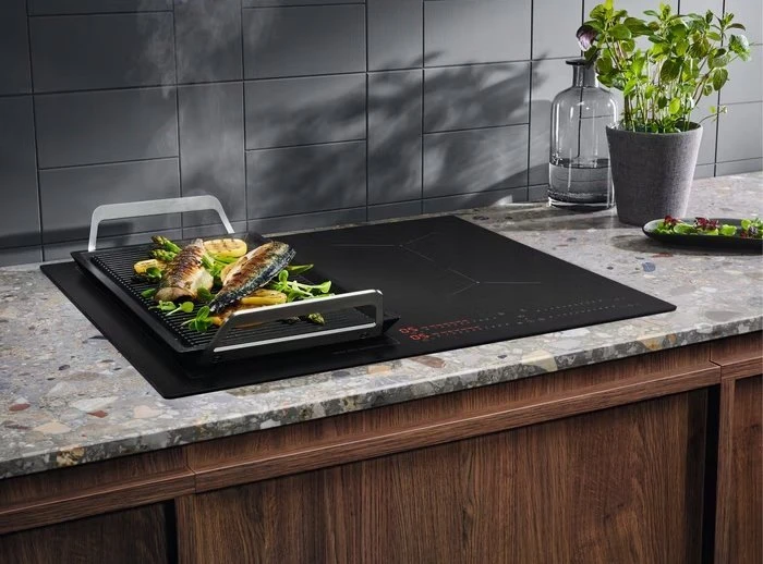 Kaitlentė Electrolux EIS62453IZ