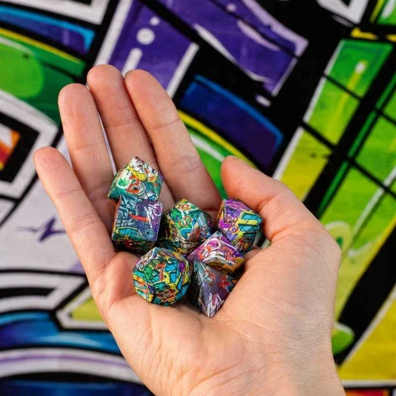 Q WORKSHOP Graffiti stalo RPG kauliukų rinkinys, 7 vnt – spalvoti full art