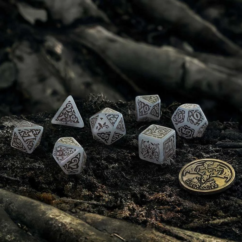 Q-workshop The Witcher Leshen - The Shapeshifter Kauliukų Rinkinys