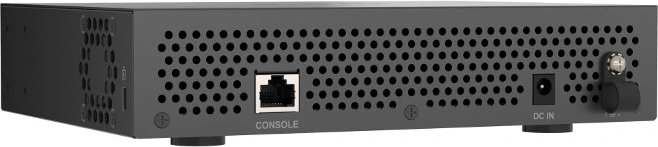 Šakotuvas QNAP komutatorius QSW-L3208-2C6T (6x10GbE, 2x10GbE/SFP+ derinys)