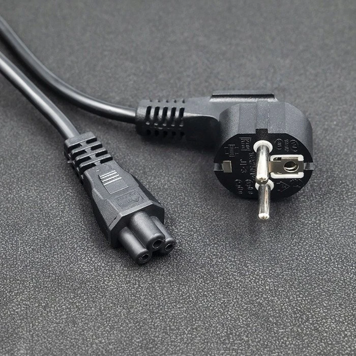 Qoltec Maitinimo kabelis SCHUKO IEC C5 3x1.0mm² 1.5m