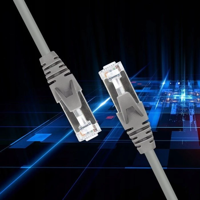 Tinklo laidas Kabelis sujungimo ftp cat5e 2 x rj-45 5 m didelės spartos auksinis ekranuotas Qoltec