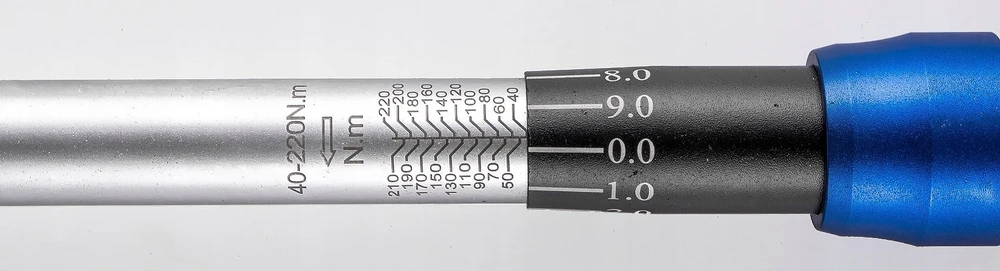 Quatros FORSAGE KLUCZ DYN. 1/2'' 40-220Nm PREMIUM...