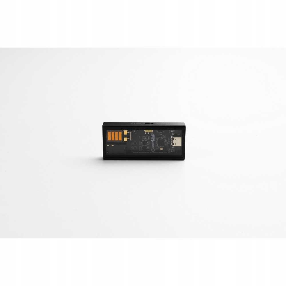 Questyle M15i - Mobilusis ausinių stiprintuvas su DAC