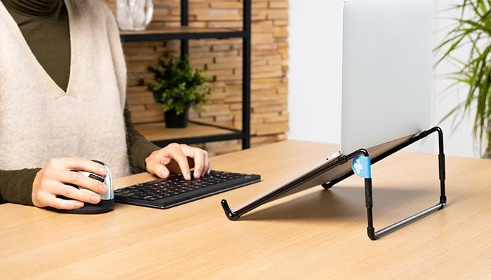 Nešiojamo kompiuterio stovas R-GO TOOLS RGOSC020BL