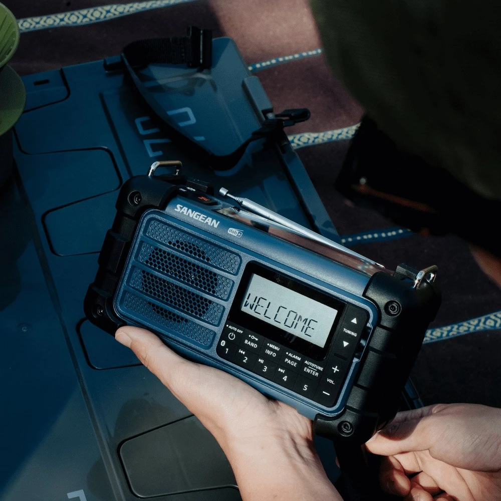 Nešiojamasis „Sangean MMR-99 DAB+“ avarinis radijas, vandenyno mėlynas