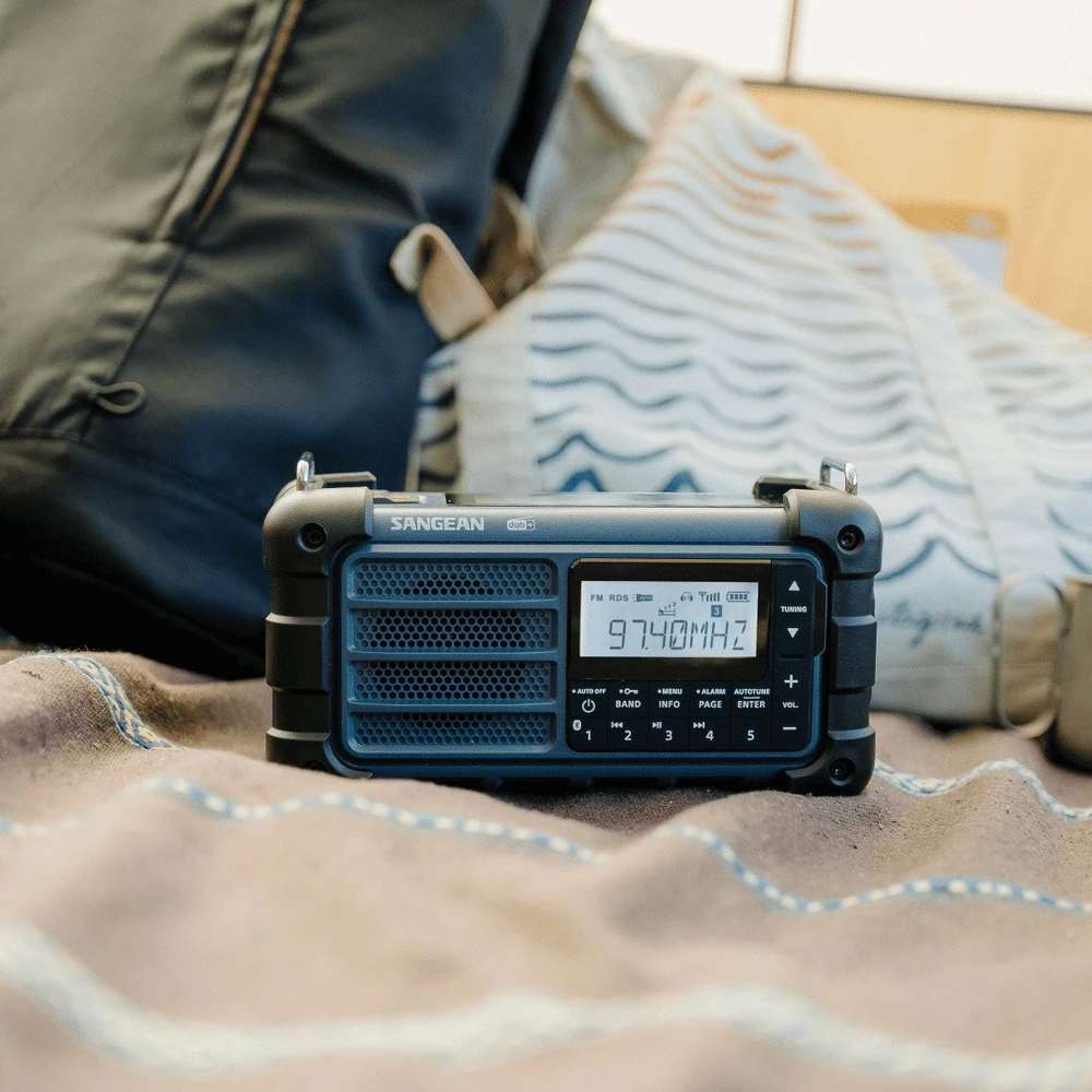 Nešiojamasis „Sangean MMR-99 DAB+“ avarinis radijas, vandenyno mėlynas