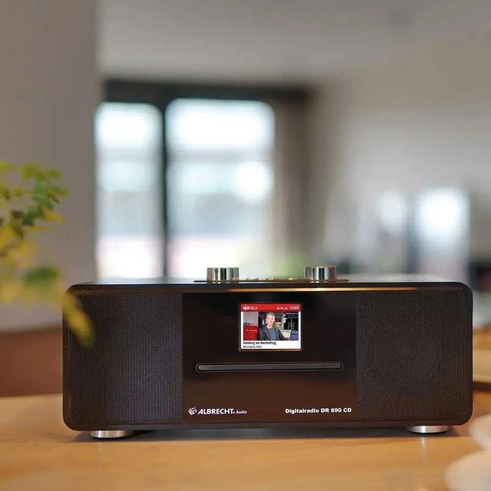 Albrecht DR 690 CD, DAB+/FM/Internet/CD, juodas medinis korpusas, 2,8" spalvotas ekranas,