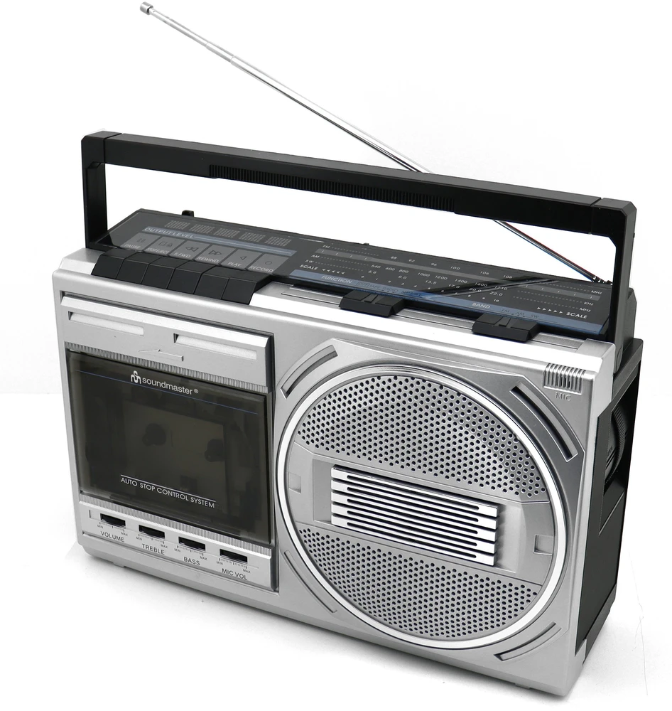 Radio Soundmaster Retro radijas su kasetėmis