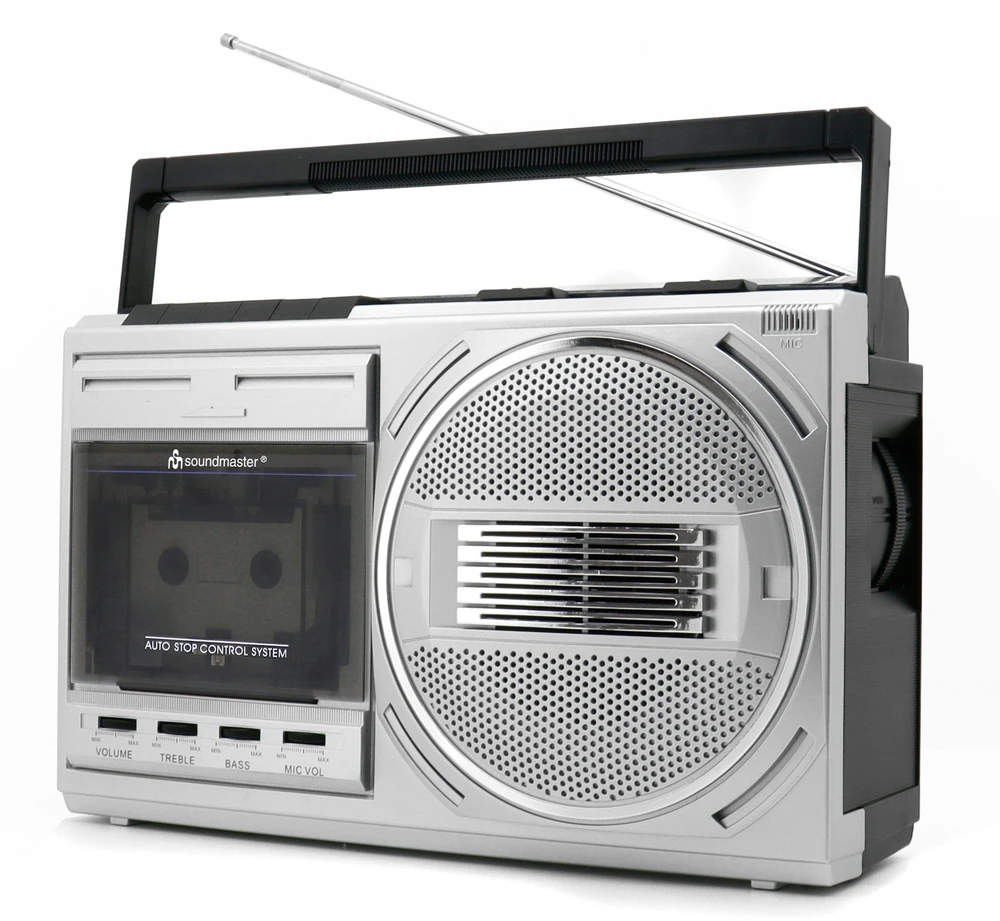 Radio Soundmaster Retro radijas su kasetėmis