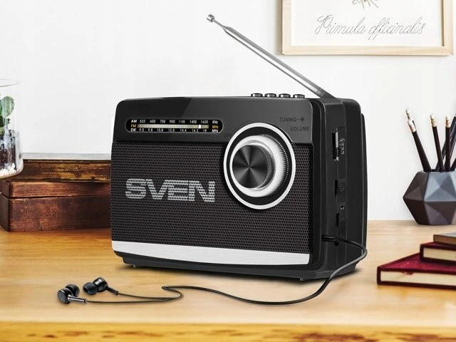 Garsiakalbis SVEN SRP-155, juodas (3W, Bluetooth, FM/AM/SW, USB, Micro SD, žibintuvėlis, baterija)