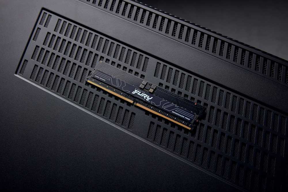 RAM „Kingston KF564R32RBEK4-64“ 64 GB 6400 MT/s DDR5 ECC Reg CL32 DIMM (4 vnt. rinkinys) „FURY Renegade Pro EXPO“ | „Kingston“