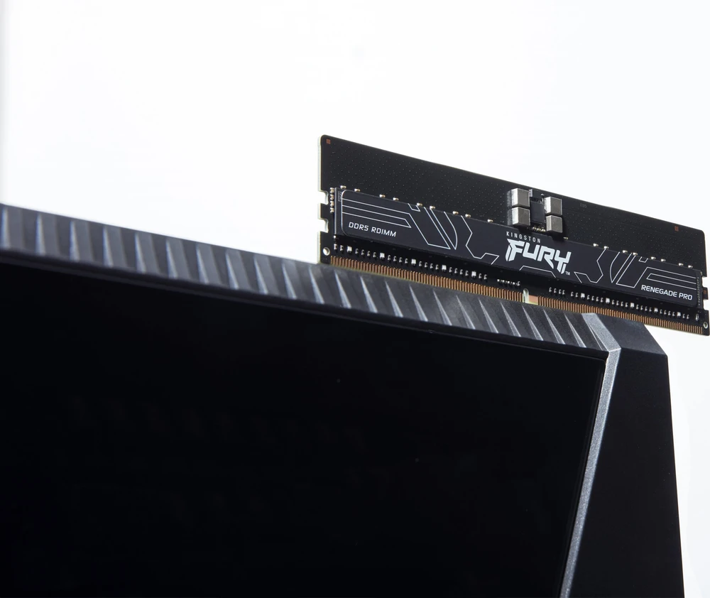 RAM Kingston Fury Renegade Pro atmintis, DDR5, 16 GB, 6400MHz, CL32 (KF564R32RBE-16)