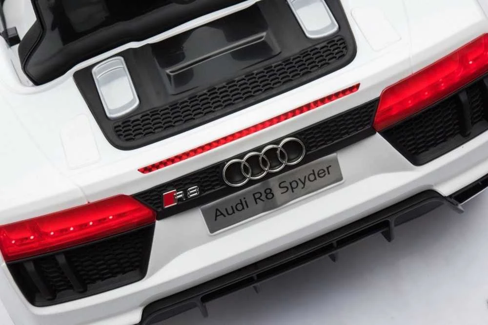 Ramiz Audi R8 na akumulator vaikams Baltas + Pilot + EVA + Wolny Start + MP3 LED