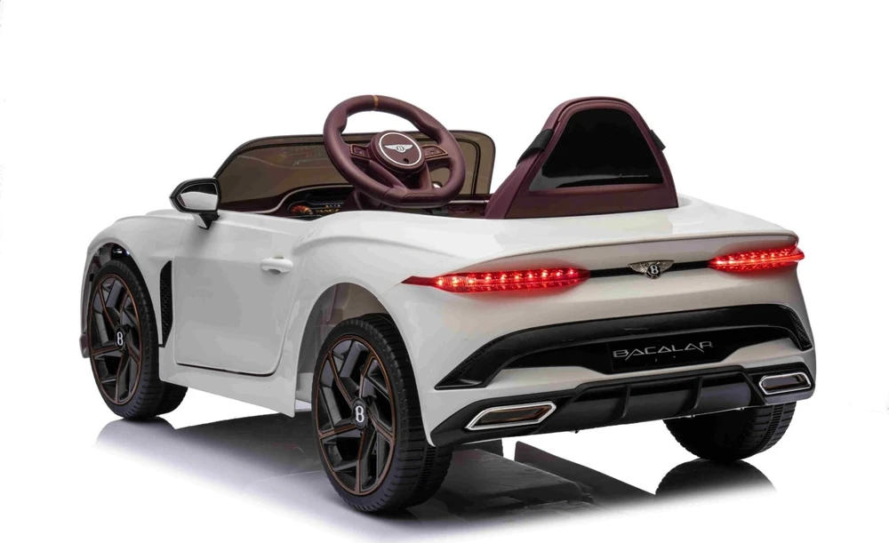 RAMIZ Elektromobilis Bentley Bacalar baltas su pulteliu ir LED apšvietimu
