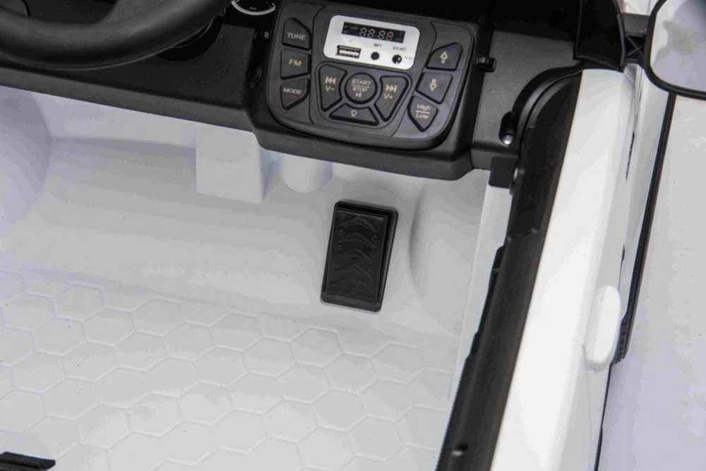 Ramiz Elektromobilis Land Rover Discovery, baltas