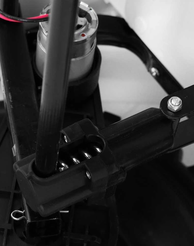 Ramiz Elektromobilis Jeep All Terrain, baltas