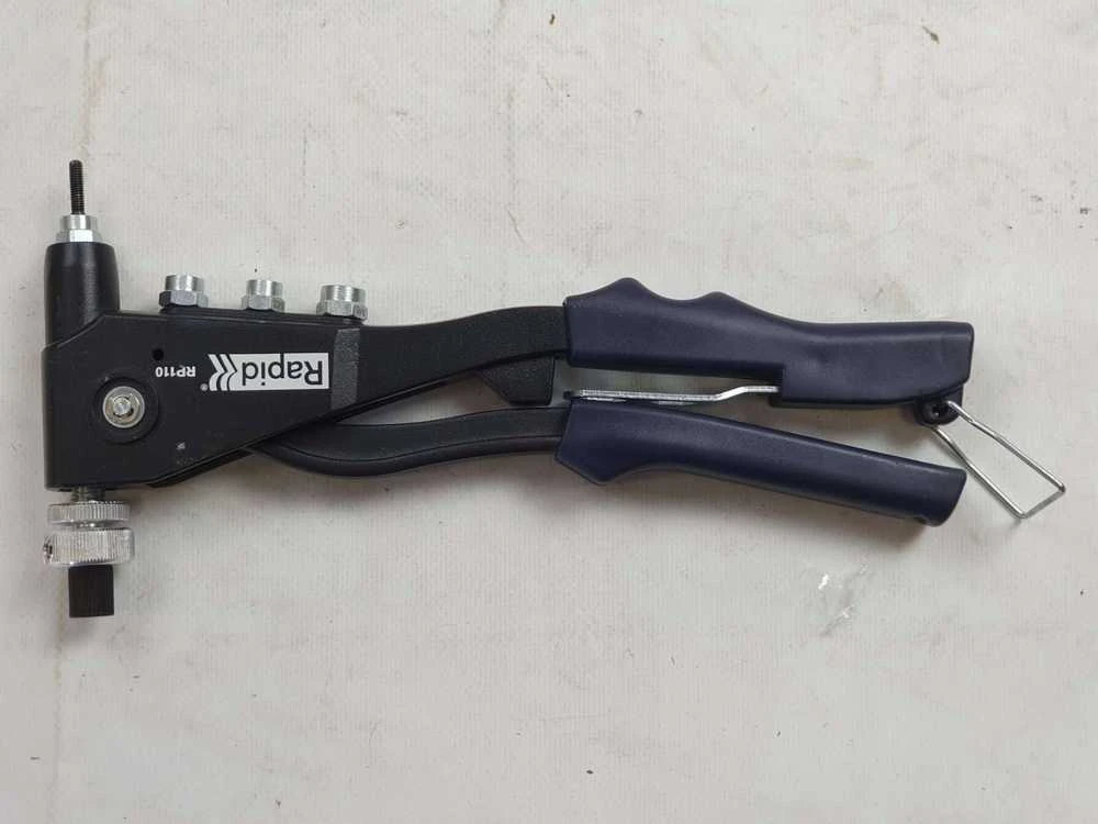 Kniediklis srieginėms kniedėms RP110, Rapid