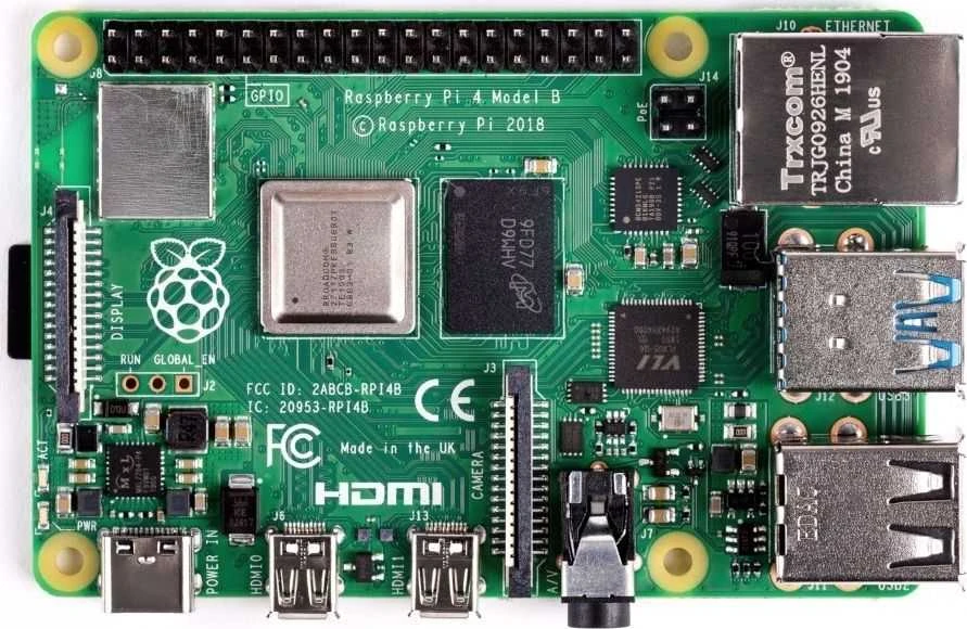 Rinkinys su Raspberry Pi 4B WiFi 8GB RAM + 32GB Micro SD + priedai