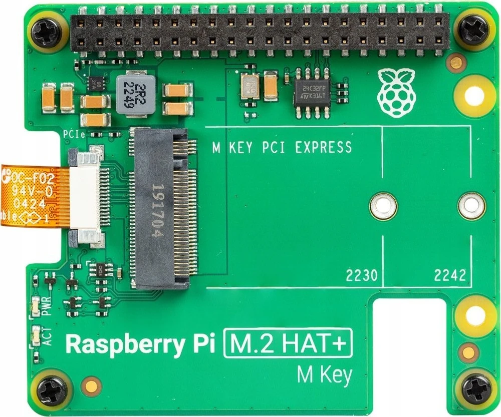 Raspberry Pi M.2 HAT+ – perdanga, skirta NVMe diskams ir M.2 priedams, skirta Raspberry Pi 5