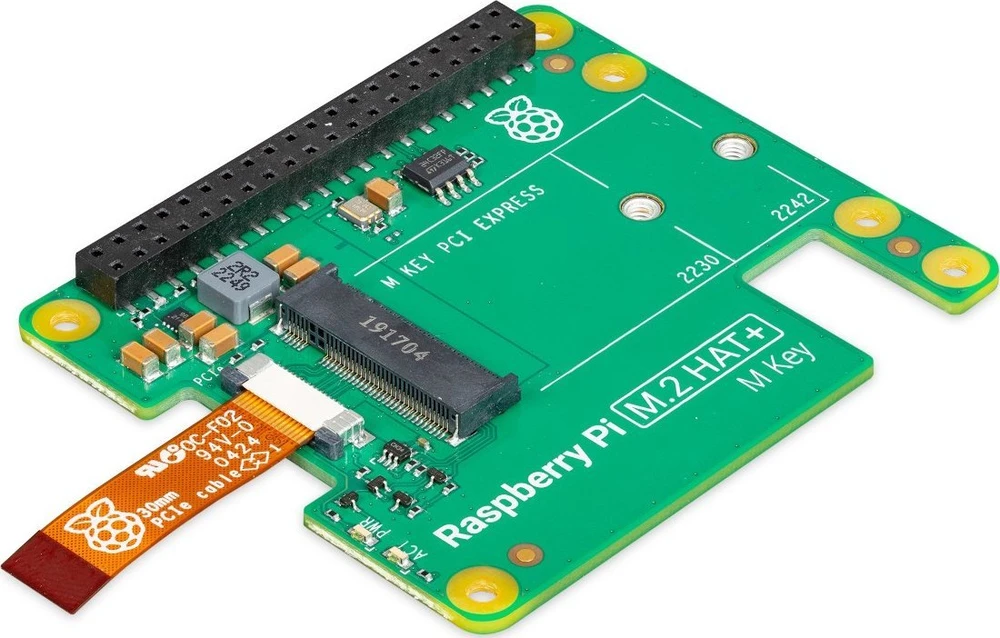 Raspberry Pi M.2 HAT+ – perdanga, skirta NVMe diskams ir M.2 priedams, skirta Raspberry Pi 5