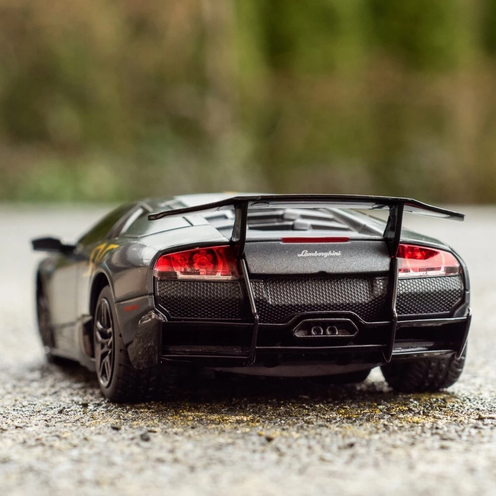 RASTAR 1:24 valdomas automodelis Lamborghini Murcielago LP670-4, 39001