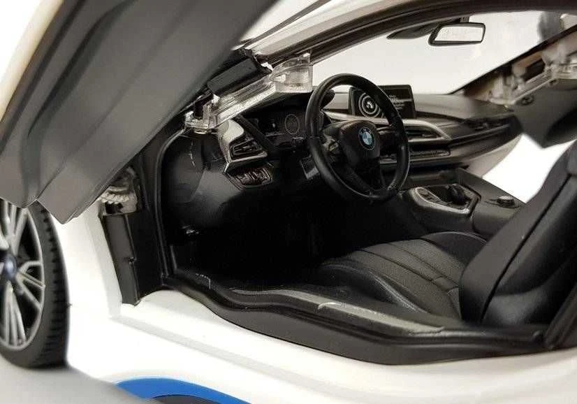 Nuotolinio valdymo BMW i8 Rastar automodelis