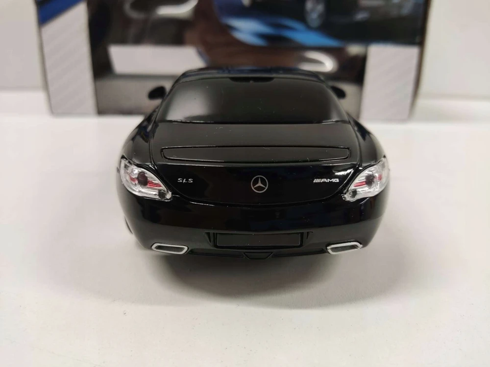 Tamiya Carson 1:24 M.-Benz SLS AMG 2,4G 100% RTR juodas