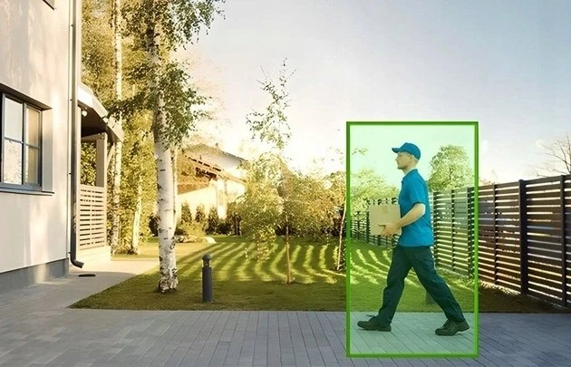 Hikvision „Carruzzo Hilook NVR-108MH-C(E)“ 8 kanalų 8MPx IP įrašymo įrenginys