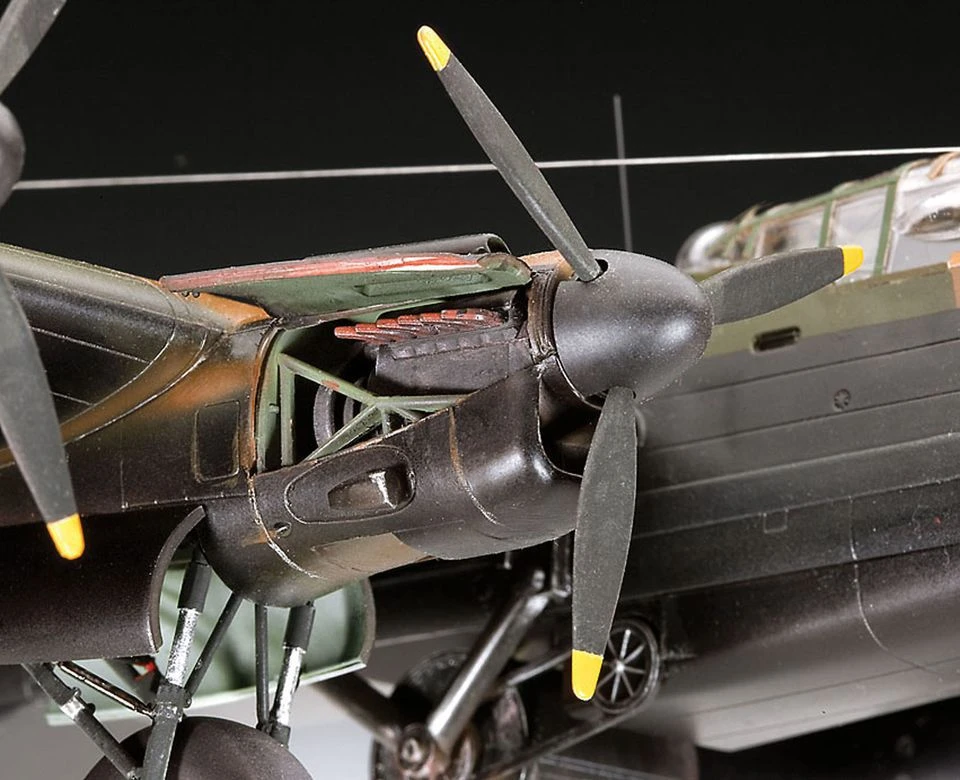 Revell - Avro Lancaster DAMBUSTERS, 1/72, 04295