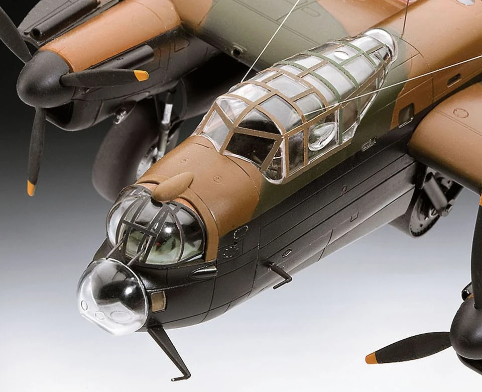 Revell - Avro Lancaster DAMBUSTERS, 1/72, 04295