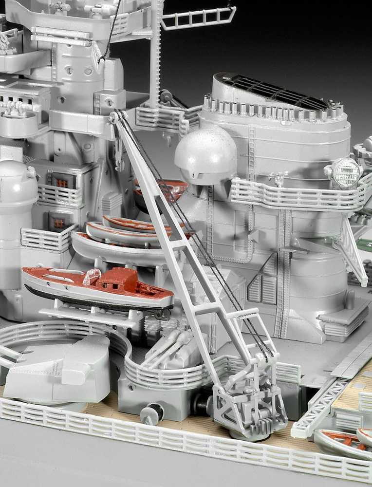 Revell Battleship BISMARCK (05040)