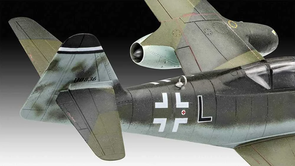 Revell Revell Klijuojamas modelis Combat Set Me262 + P51B