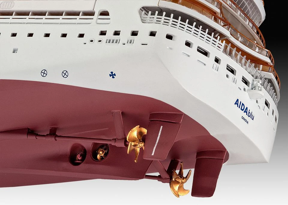 Revell kruizinis laineris Aida (05230)