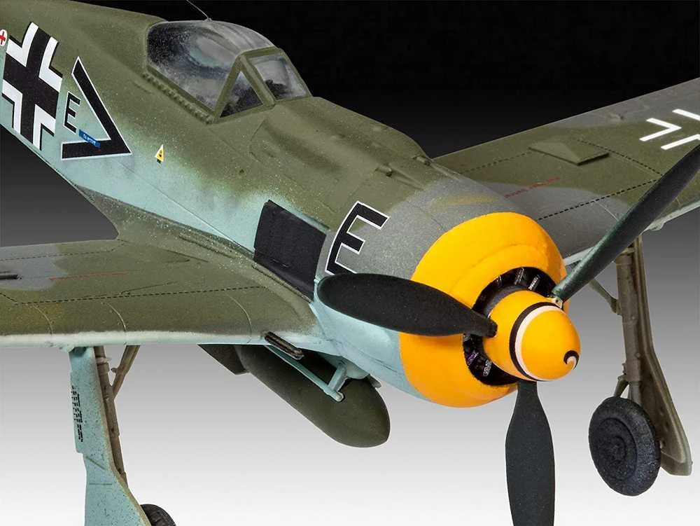Revell Focke-Wulf Fw 190 F-8 lėktuvo modelio dovanų rinkinys 1:72