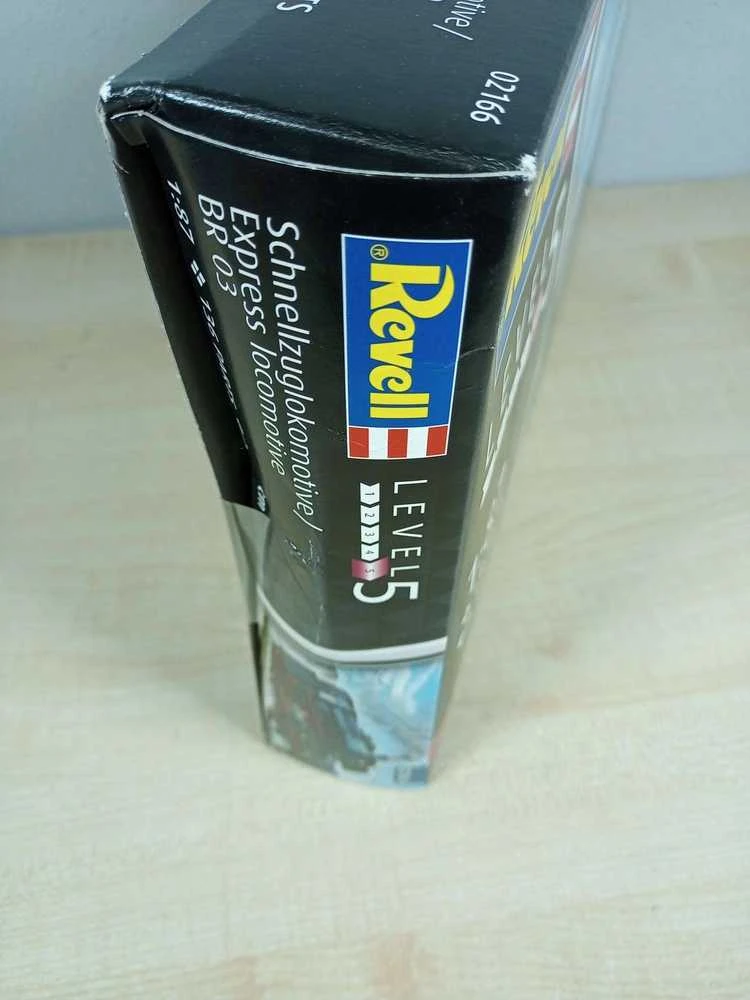 „Revell“ – „Express“ lokomotyvas BR03, 1/87, 02166