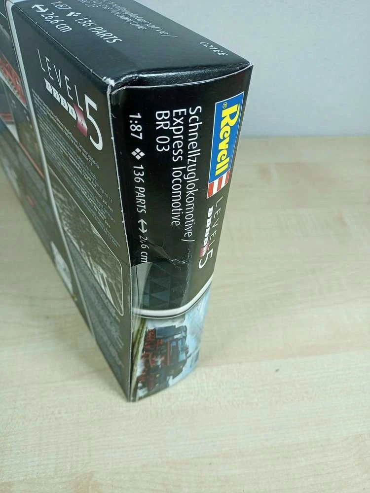 „Revell“ – „Express“ lokomotyvas BR03, 1/87, 02166