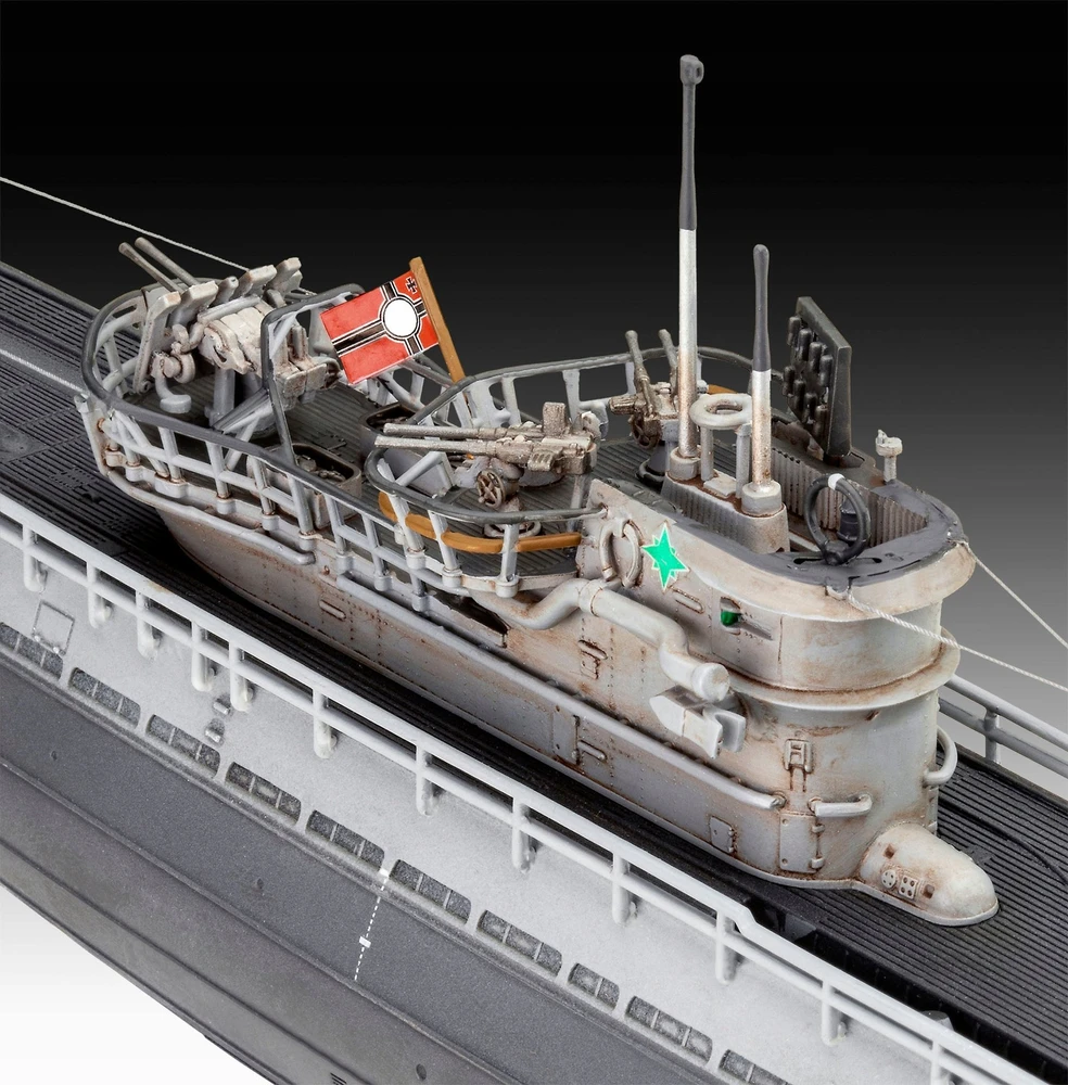 Revell – Vokietijos povandeninis laivas Type IX C/40 (U190), 1/144, 05167