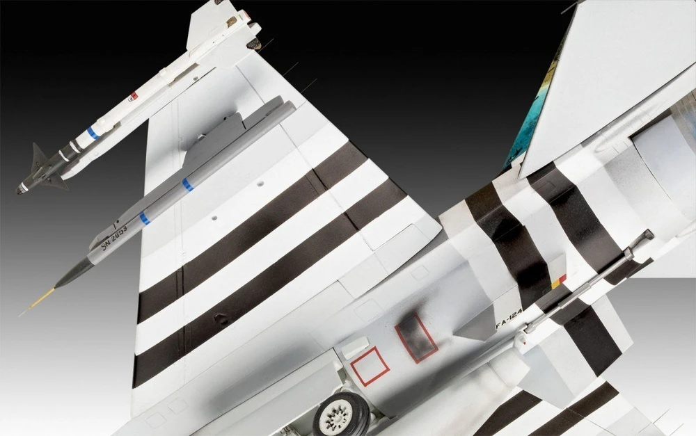 Revell – „General Dynamics F-16 Fighting Falcon“ – 50 metų jubiliejus, 1/32, 03802