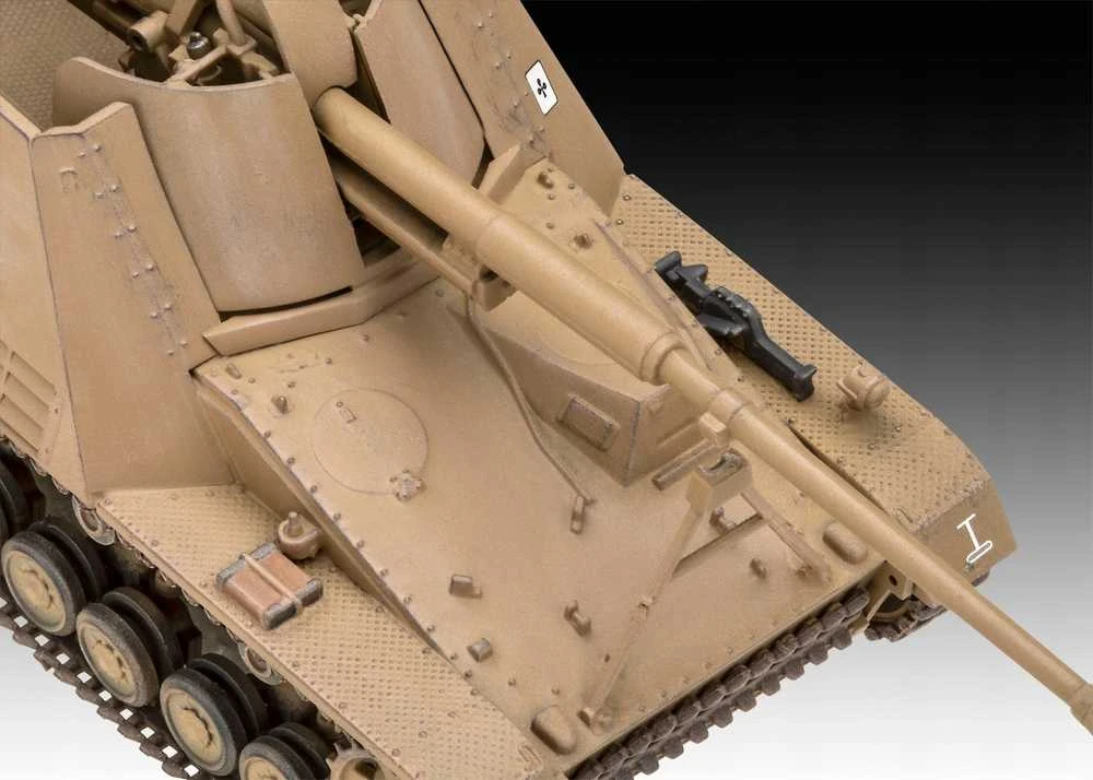 Revell Sd.Kfz. 164 Nashorn 1/72 surenkamas plastikinis modelis (03358)