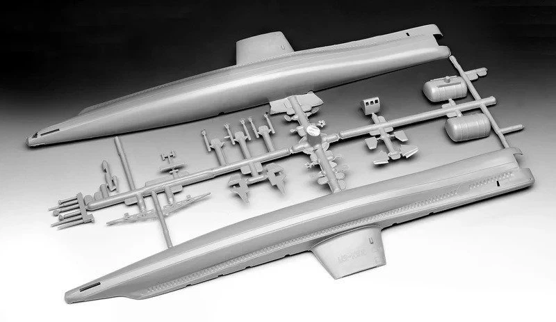 Revell U.S.S. Nautilus povandeninis laivas 1:305 plastikinis modelis 30 cm
