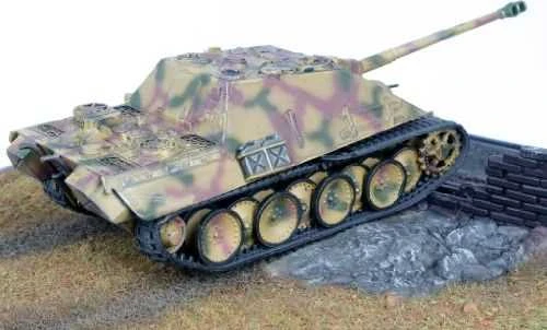 „Revell“ tanko modelis 1:76 - Sd.Kfz.173 Jagdpanther masteliu 1:76, 4 pakopa, tiksli replika su daugybe detalių, 03232
