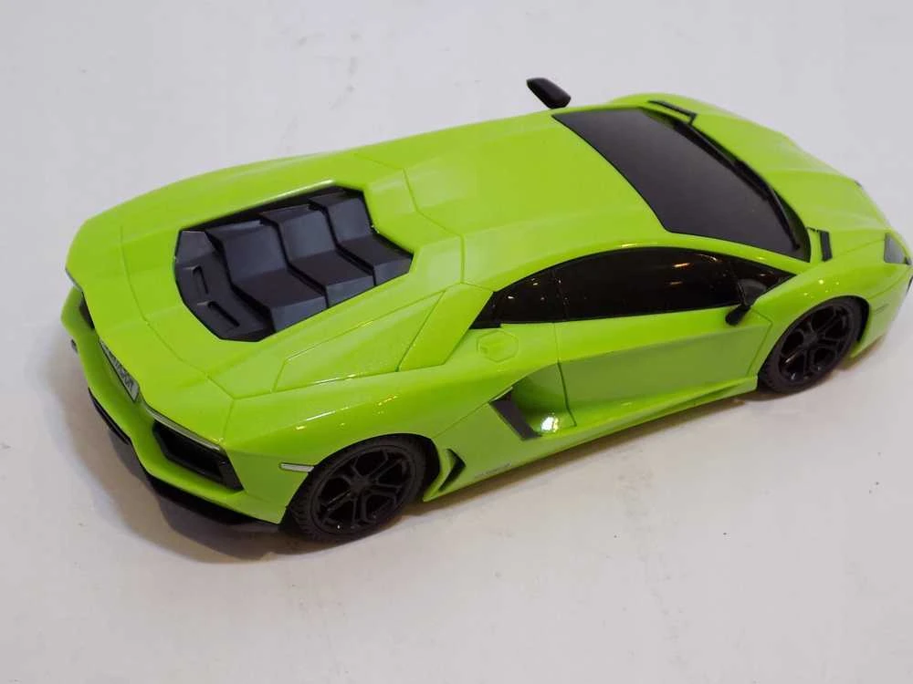 Revell REVELL 24663 Auto na radio Lamborghini Aventador