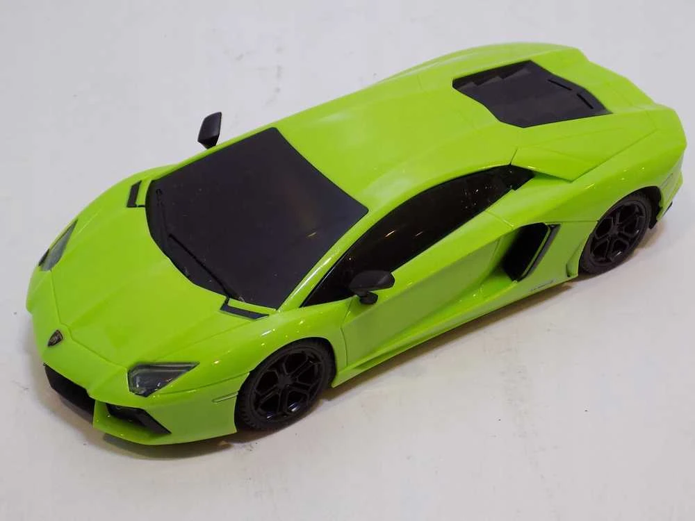 Revell REVELL 24663 Auto na radio Lamborghini Aventador