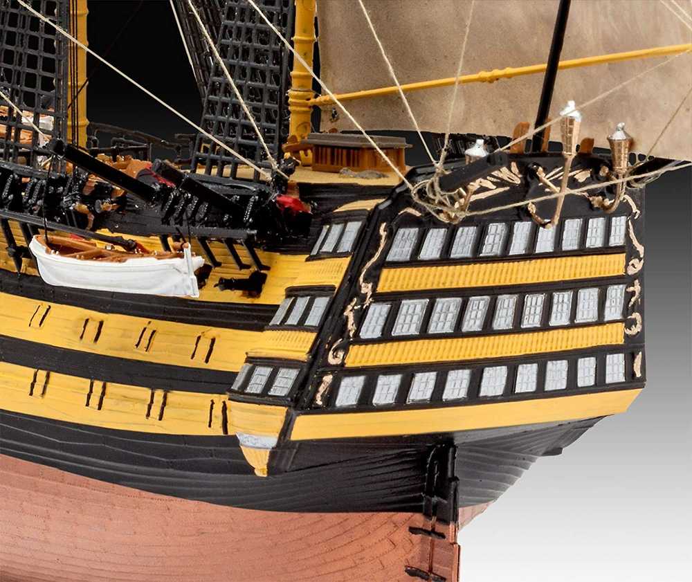 Revell HMS Victory laivo modelio dovanų rinkinys 1:225 su dažais ir klijais