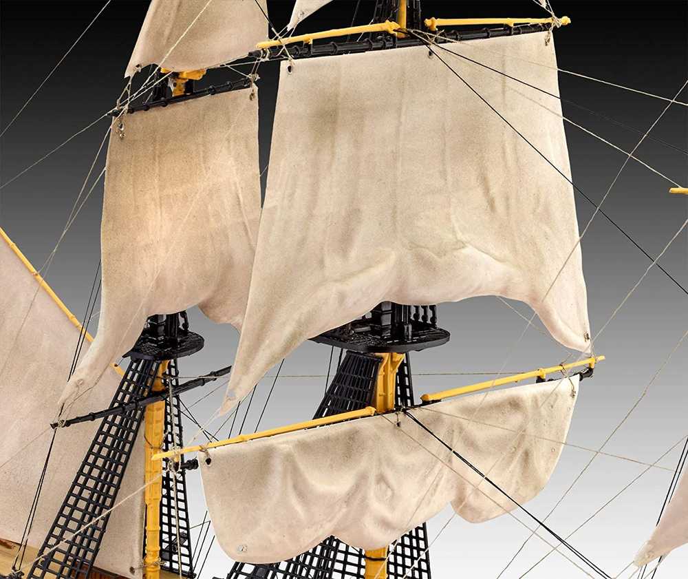 Revell HMS Victory laivo modelio dovanų rinkinys 1:225 su dažais ir klijais