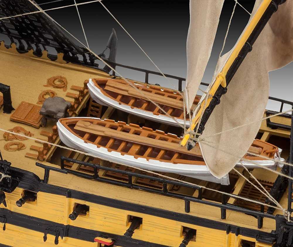 Revell HMS Victory laivo modelio dovanų rinkinys 1:225 su dažais ir klijais