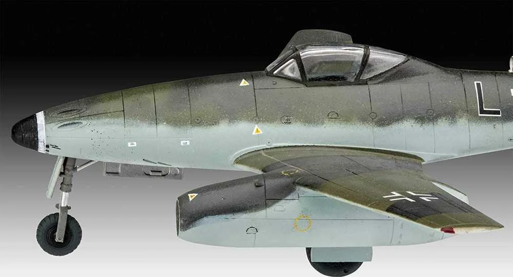Revell Combat Set Messerschmitt Me262 - PLASTIKINIS modeliavimo rinkinys