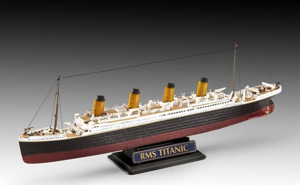 REVELL rinkinys dovanų klijuojamo laivo modelio Titanikas 1:12, 05727