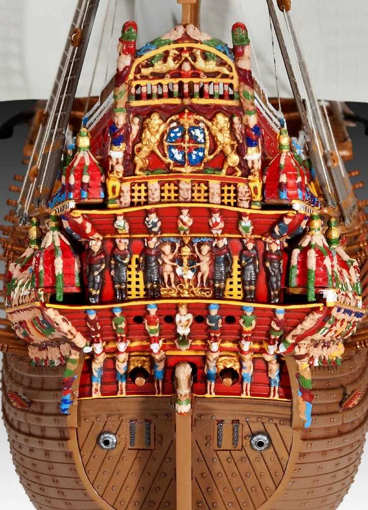 Revell Vasa – Švedijos karališkasis karo burlaivis 1:150, surenkamas